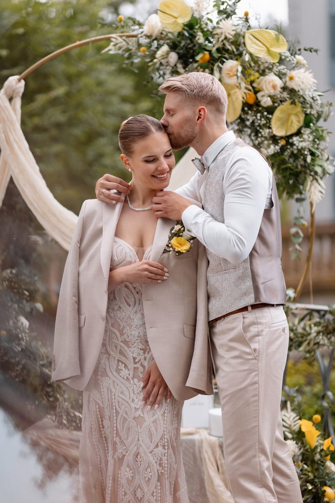 wedding photographer in Europe couple ceremony