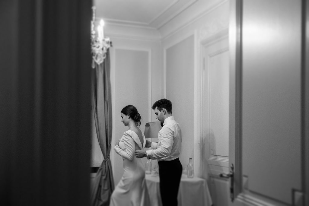 intimate luxury wedding day