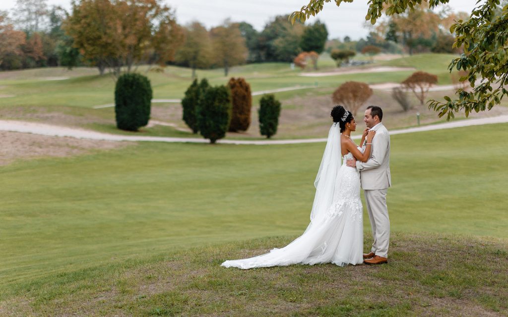 intimate wedding couple emotional moment photography