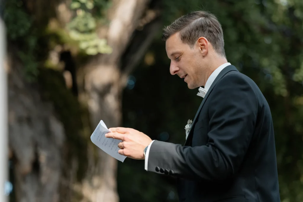 the bride cries with happiness, the groom gives a beautiful speech,wedding photographer